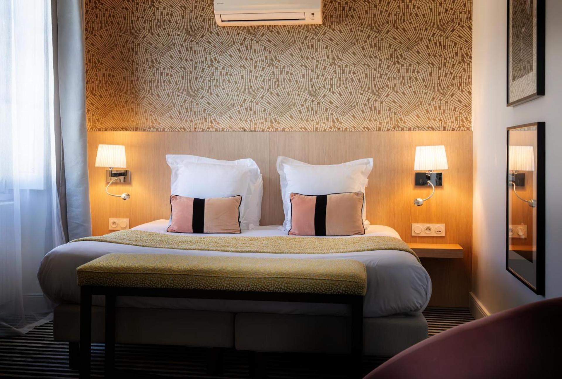L'Aubiniere Hotel Restaurant & Spa Saint-Ouen-les-Vignes Luaran gambar