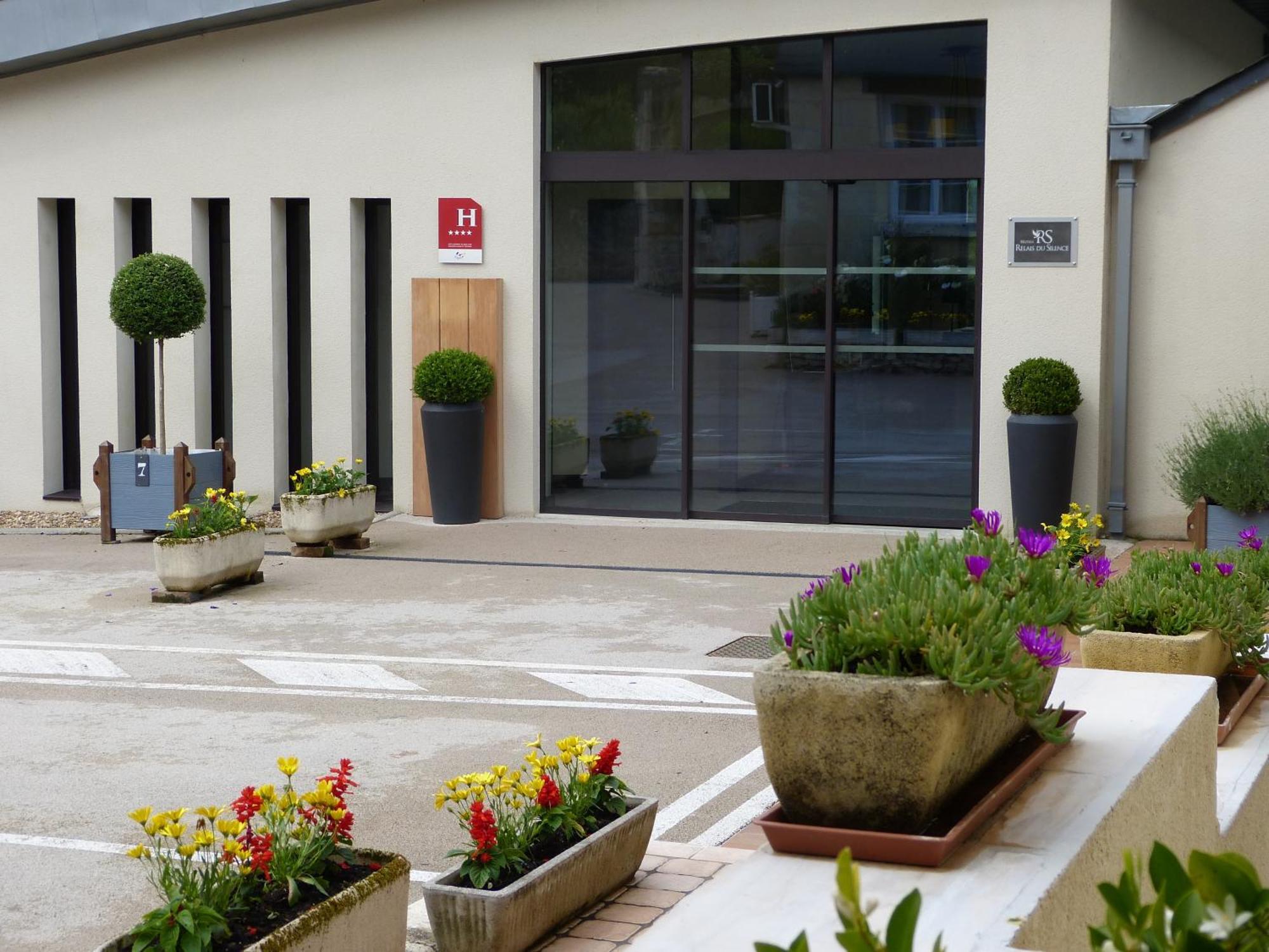 L'Aubiniere Hotel Restaurant & Spa Saint-Ouen-les-Vignes Luaran gambar