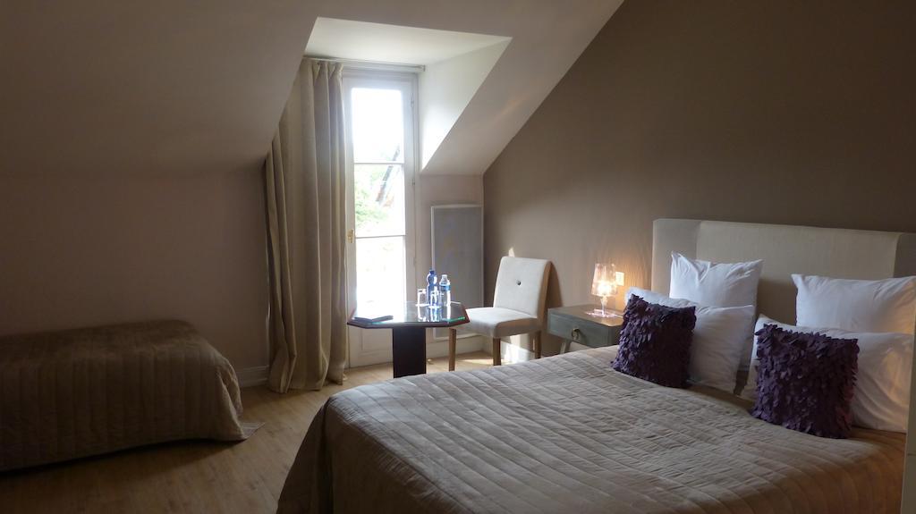 L'Aubiniere Hotel Restaurant & Spa Saint-Ouen-les-Vignes Bilik gambar